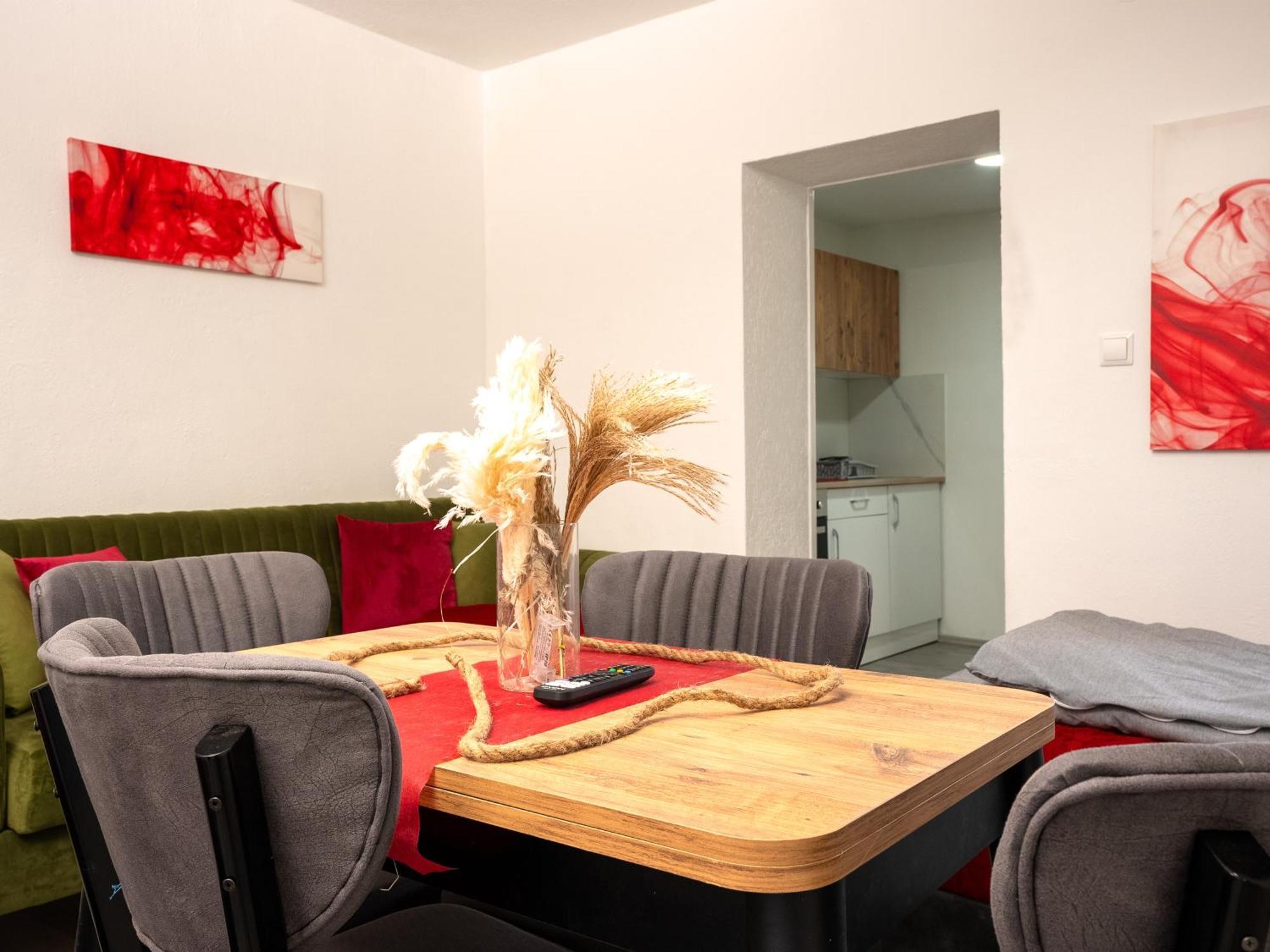 Serviceroom24 - Apartment 4 In Herten Wlan - Smart-Tv - 24-7 Check-In Und Kueche 外观 照片