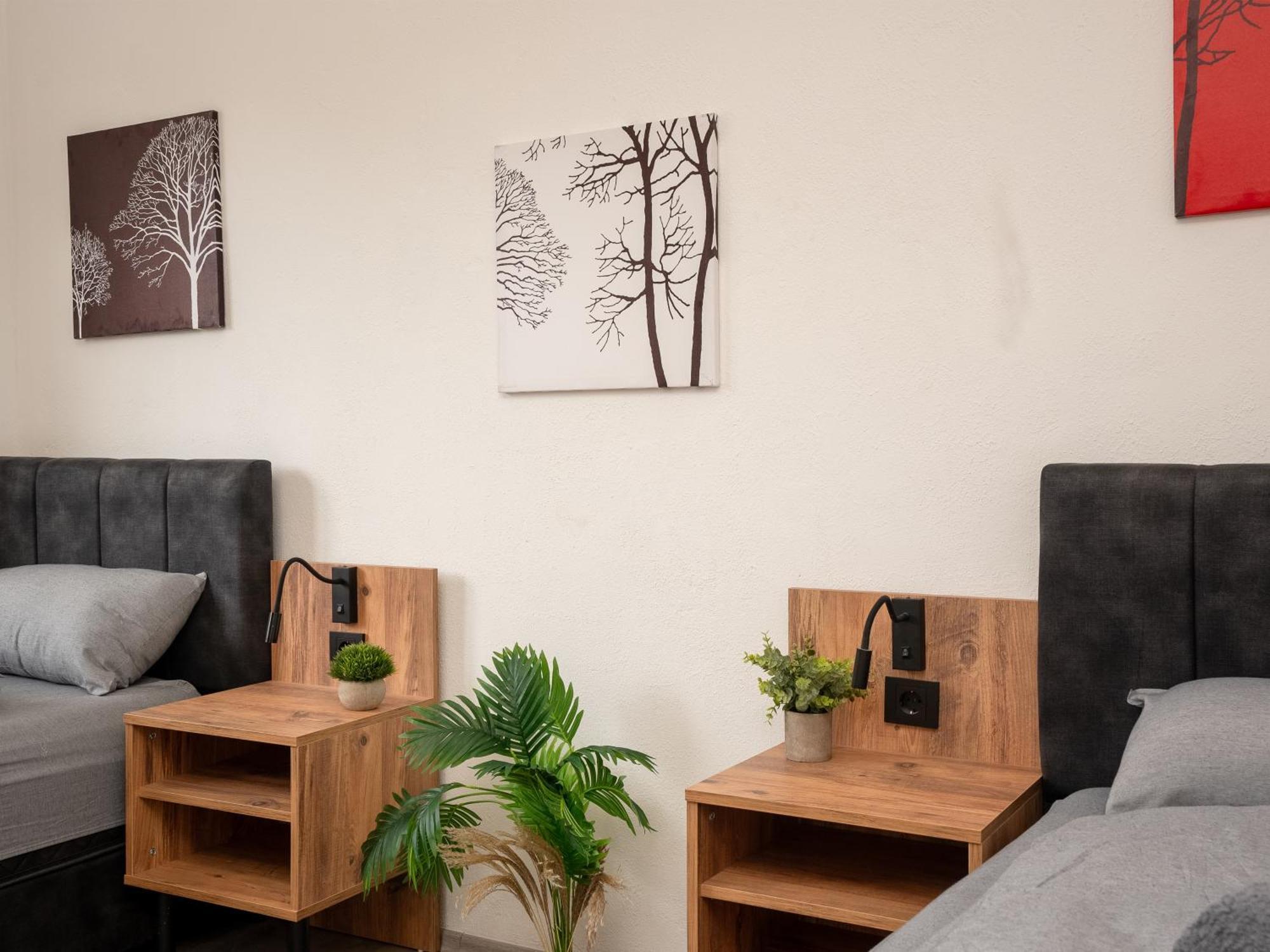 Serviceroom24 - Apartment 4 In Herten Wlan - Smart-Tv - 24-7 Check-In Und Kueche 外观 照片