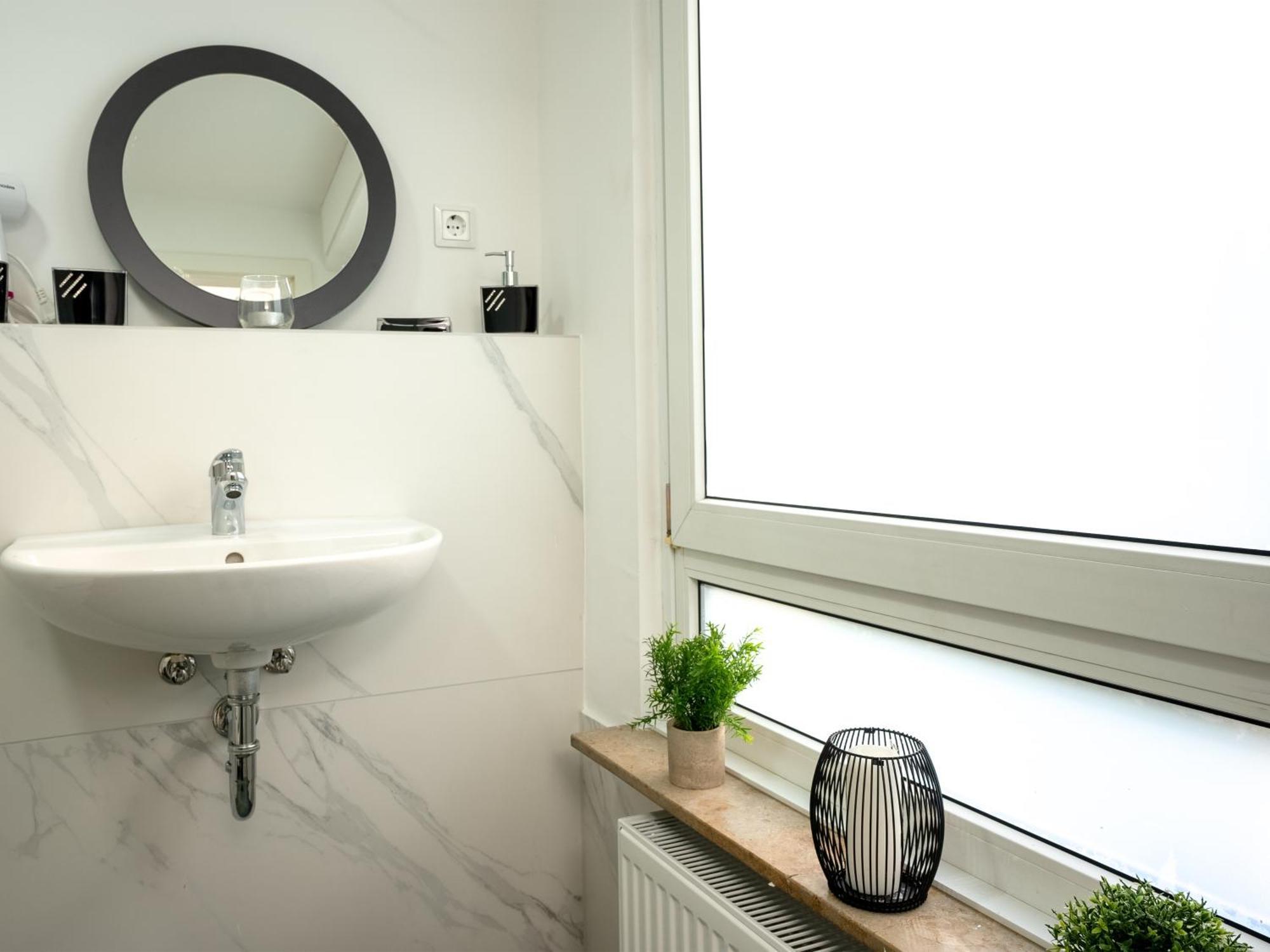 Serviceroom24 - Apartment 4 In Herten Wlan - Smart-Tv - 24-7 Check-In Und Kueche 外观 照片